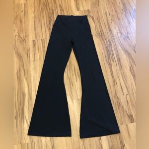 Aerie Offline High Waist Crossover Flare Legging